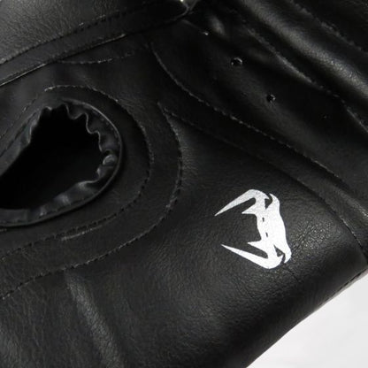 LUVA VENUM NEW CHALLENGER- BLACK/ SILVER